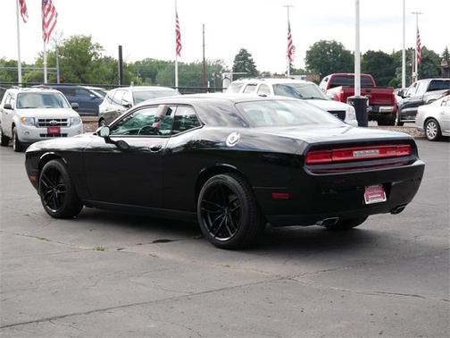2013 Dodge Challenger SXT