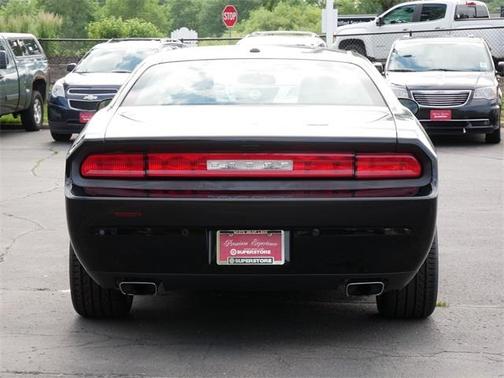 2013 Dodge Challenger SXT