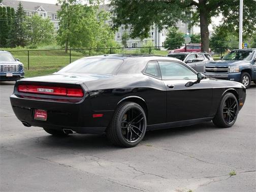 2013 Dodge Challenger SXT
