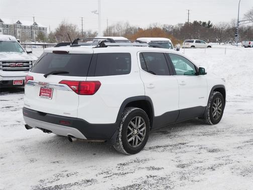 2017 GMC Acadia SLT-1