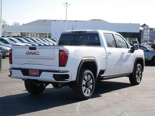 2025 GMC Sierra 3500 Denali