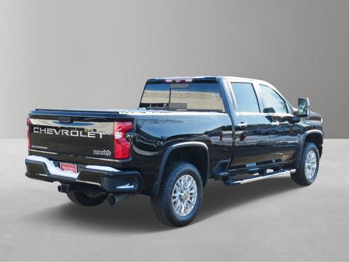 2022 Chevrolet Silverado 3500 High Country