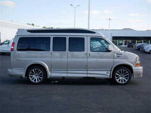 2021 GMC Savana 2500 Work Van