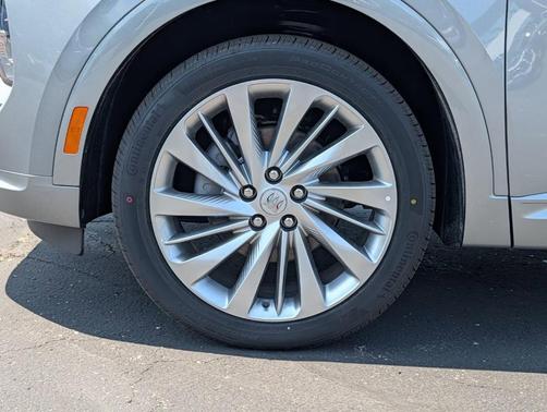 Moonstone 2026 Buick Envision Avenir