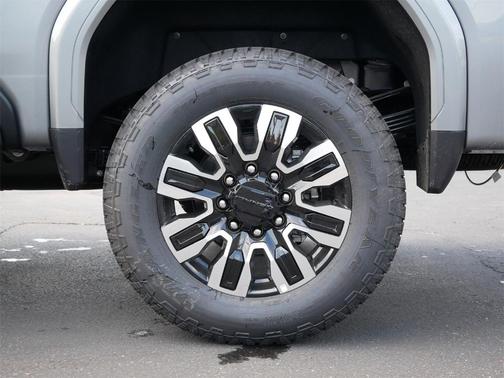 2025 GMC Sierra 3500 Denali Ultimate
