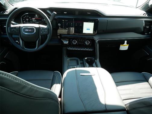 2025 GMC Sierra 2500 AT4X