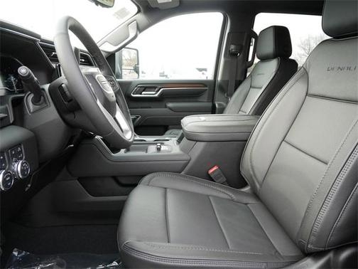 2025 GMC Sierra 3500 Denali