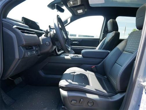 2024 GMC Sierra EV Denali
