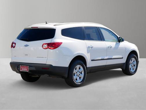 2011 Chevrolet Traverse LS