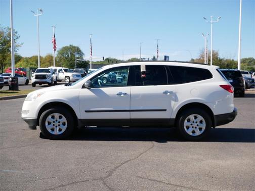 2011 Chevrolet Traverse LS