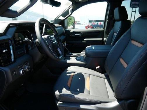 2025 GMC Sierra 2500 AT4