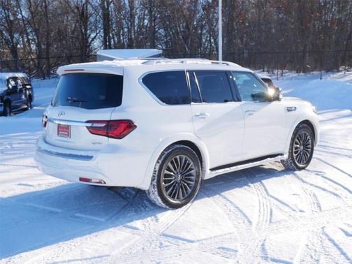 2022 INFINITI QX80 SENSORY