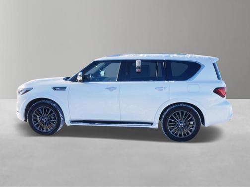 2022 INFINITI QX80 SENSORY