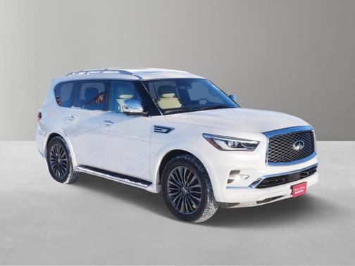 2022 INFINITI QX80 SENSORY