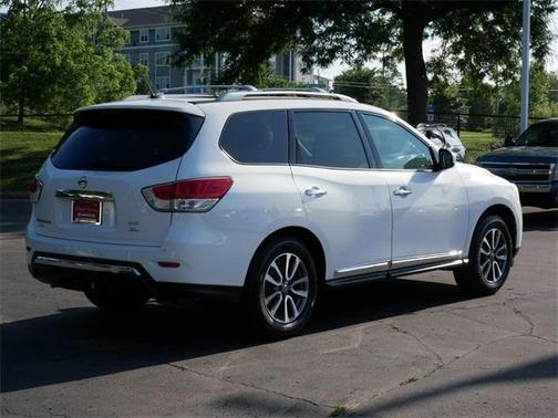 2013 Nissan Pathfinder SL