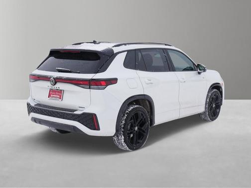 2025 Volkswagen Tiguan 2.0T SE R-Line Black