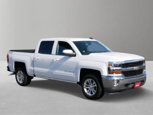 Summit White 2018 Chevrolet Silverado 1500 LT