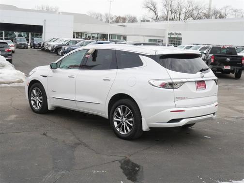 2022 Buick Enclave Avenir