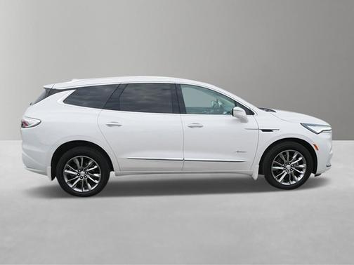 2022 Buick Enclave Avenir
