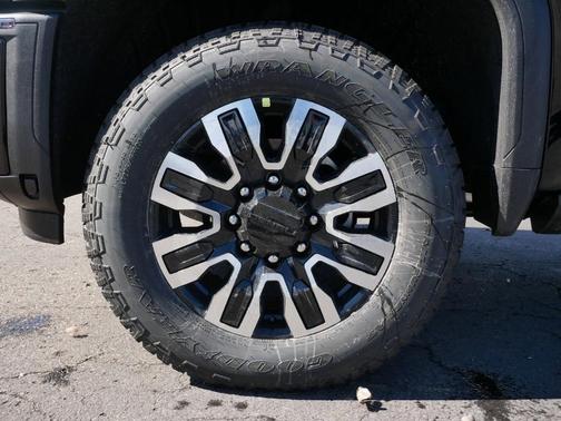 2026 GMC Sierra 3500 Denali Ultimate