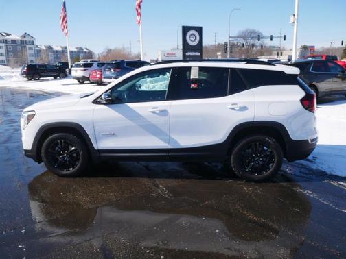 2022 GMC Terrain AT4