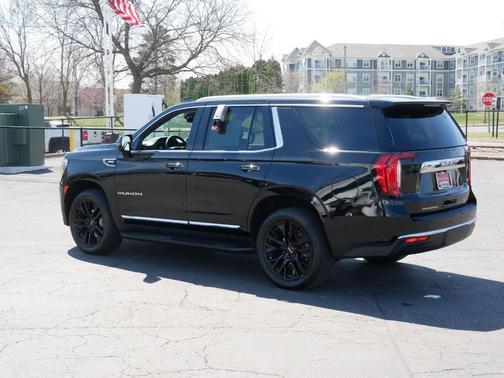 Onyx Black 2023 GMC Yukon SLT