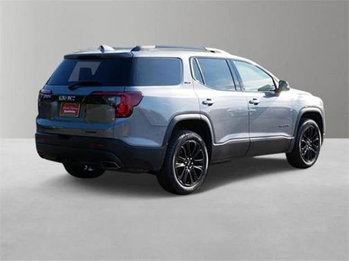 2022 GMC Acadia SLT