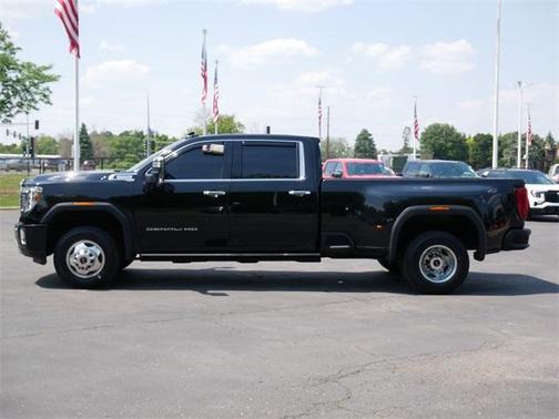 2023 GMC Sierra 3500 Denali