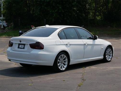 2011 BMW 328 i xDrive