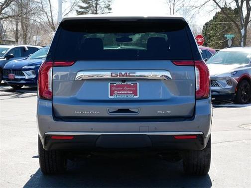 2022 GMC Yukon XL SLT