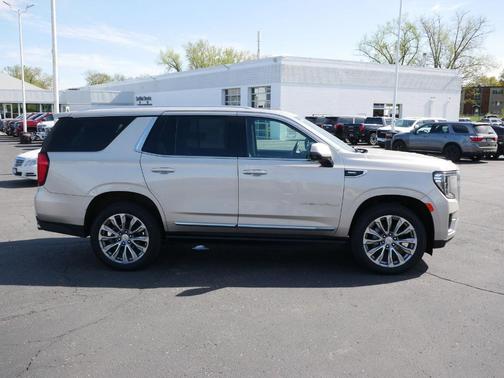 Beige Pearl Metallic 2021 GMC Yukon Denali