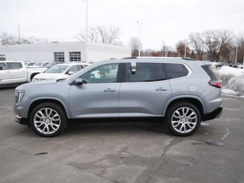 2024 GMC Acadia Denali