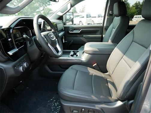 2025 GMC Sierra 2500 SLT