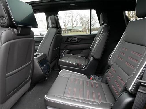 2025 GMC Yukon AT4 Ultimate