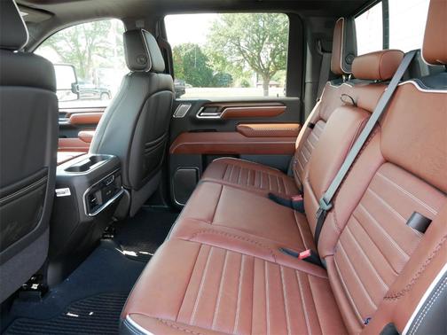 2026 GMC Sierra 3500 Denali Ultimate