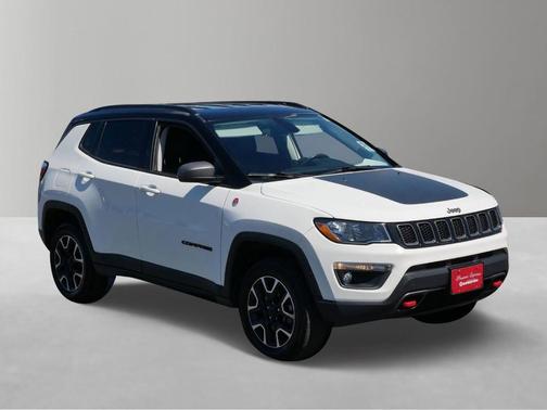 White Clearcoat 2019 Jeep Compass Trailhawk