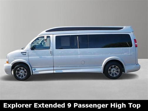 2022 GMC Savana 2500 Work Van