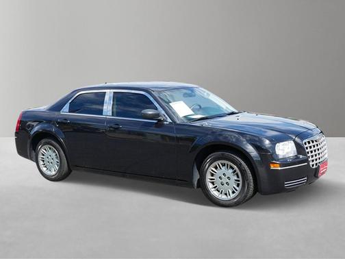 Brilliant Black Crystal Pearl 2008 Chrysler 300 LX