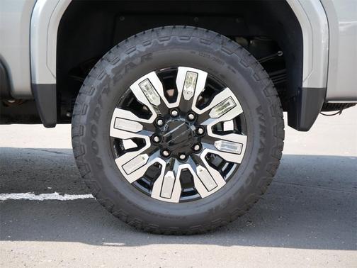 2025 GMC Sierra 3500 Denali