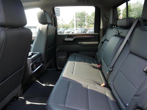 2025 GMC Sierra 3500 Denali