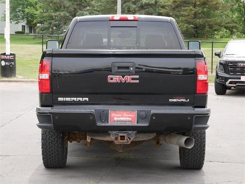 2017 GMC Sierra 2500 Denali