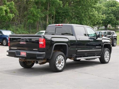 2017 GMC Sierra 2500 Denali
