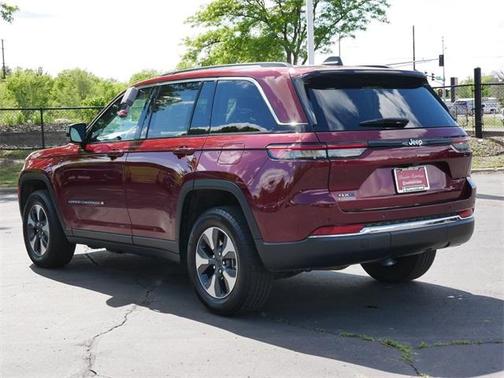 2022 Jeep Grand Cherokee 4xe Base