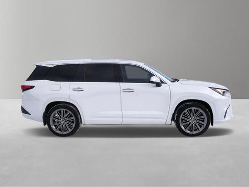 2024 Lexus TX 550h+ Luxury