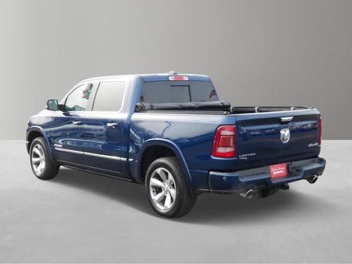 Patriot Blue Pearlcoat 2021 RAM 1500 Limited