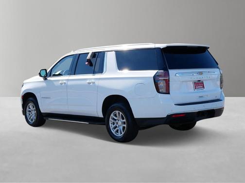 2021 Chevrolet Suburban LT