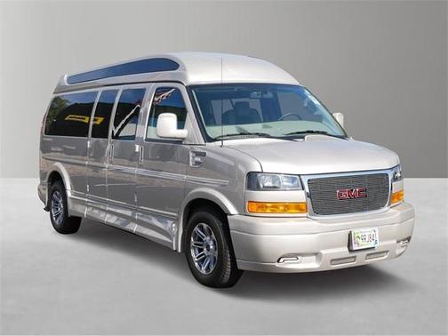 2022 GMC Savana 2500 Work Van