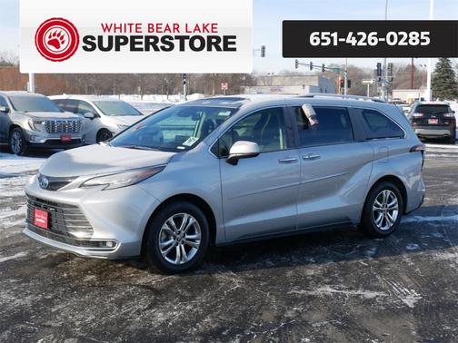 2024 Toyota Sienna Platinum 7 Passenger