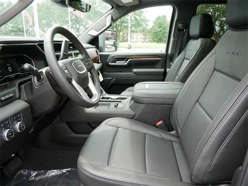 2025 GMC Sierra 3500 Denali