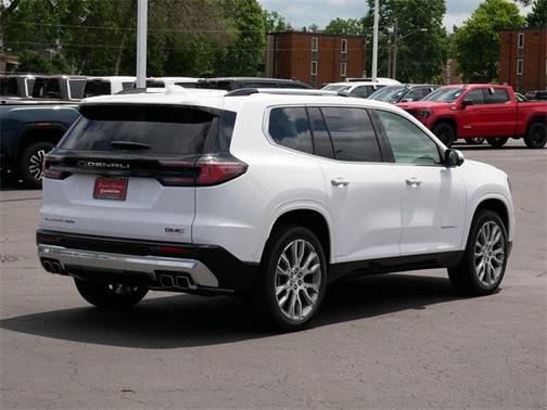 2025 GMC Acadia Denali